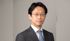 山田 哲也